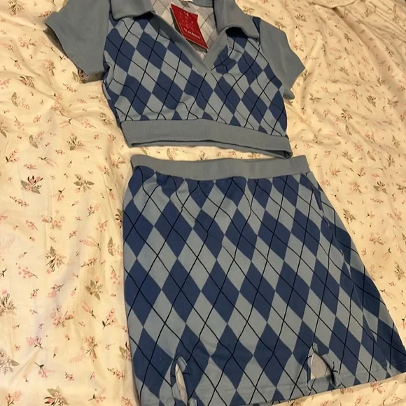 Kate Spade velvet blue small purse - Picture 2 of 13